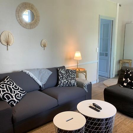 Apartamento Jolie Medocaine Avec Jardin Saint-Estèphe Exterior foto