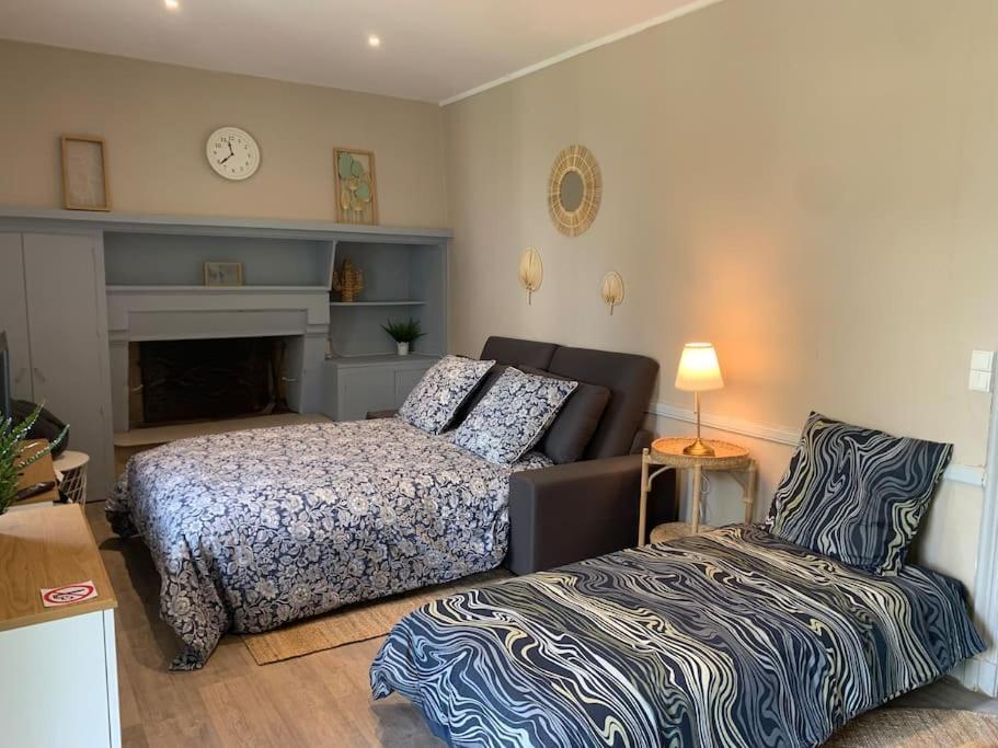 Apartamento Jolie Medocaine Avec Jardin Saint-Estèphe Exterior foto
